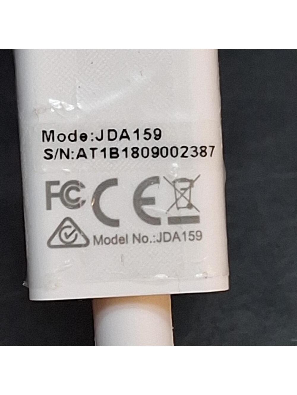 J5create JDA159 Mini DisplayPort to 4K HDMI Adapter - Picture 4 of 8